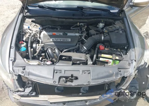 2010 Honda Accord 2.4 Lx из США, поврежденный, VIN 1HGCP2F39AA100262